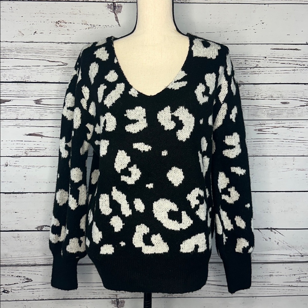 Sweet Love Black and White V-Neck Sweater